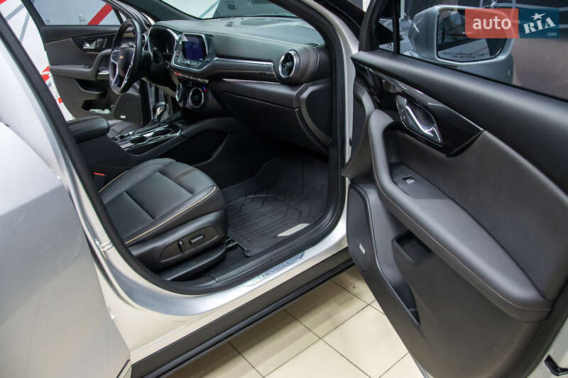 Внедорожник / Кроссовер Chevrolet Blazer 2019 в Харькове