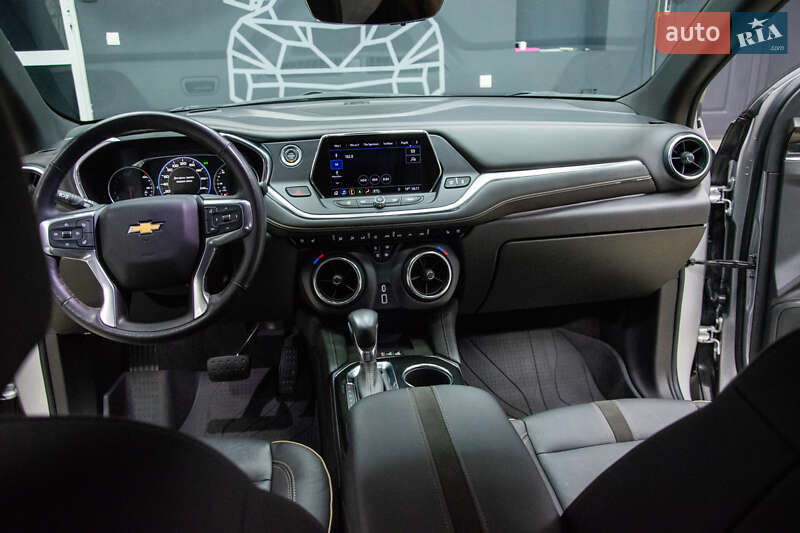 Внедорожник / Кроссовер Chevrolet Blazer 2019 в Харькове