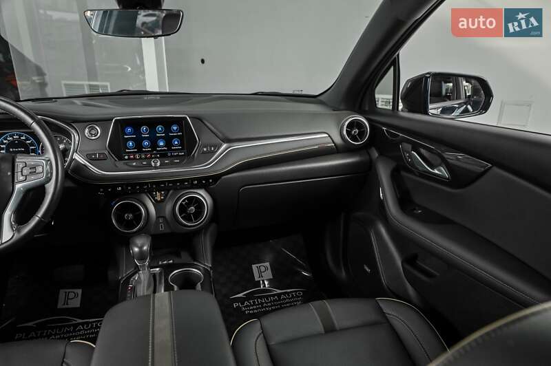 Внедорожник / Кроссовер Chevrolet Blazer 2019 в Одессе