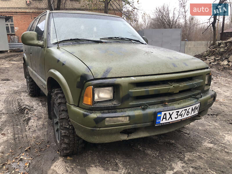 Внедорожник / Кроссовер Chevrolet Blazer 1996 в Харькове