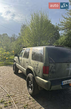 Позашляховик / Кросовер Chevrolet Blazer 1997 в 