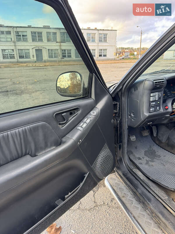 Позашляховик / Кросовер Chevrolet Blazer 1996 в Шполі фото 16 Позашляховик / Кросовер Chevrolet Blazer 1996 в Шполі