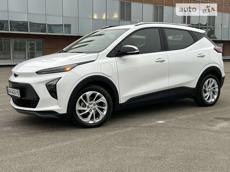 Позашляховик / Кросовер Chevrolet Bolt EUV 2023 в Києві
