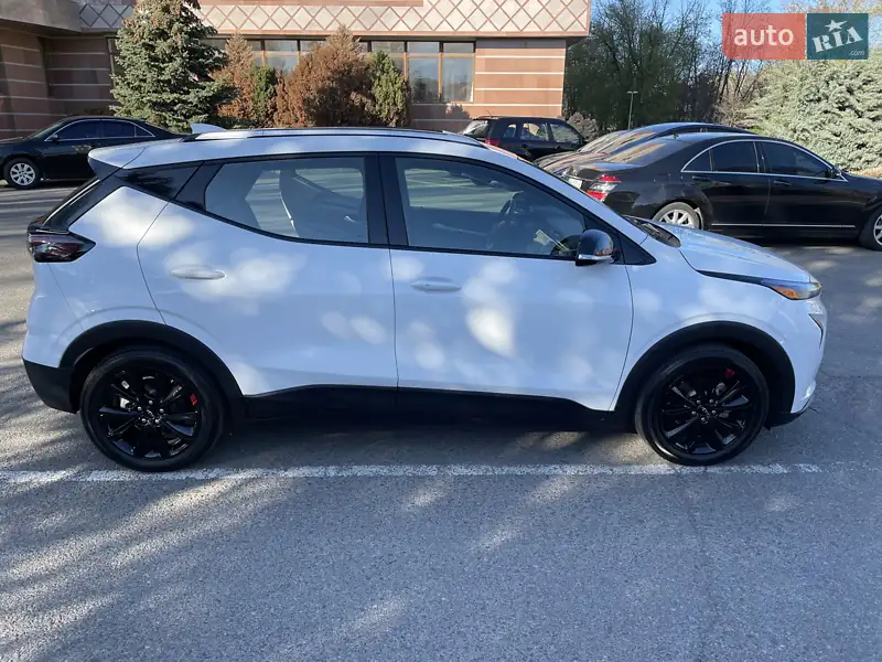Chevrolet Chevrolet Bolt EUV 2023 VIN 1G1FY6S04P4140650 фото оголошення 5 з 87