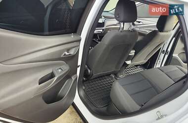 Внедорожник / Кроссовер Chevrolet Bolt EUV 2023 в 