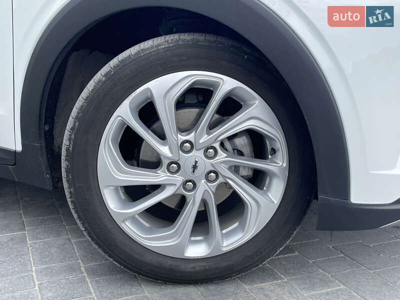 Внедорожник / Кроссовер Chevrolet Bolt EUV 2023 в Львове фото 6 Внедорожник / Кроссовер Chevrolet Bolt EUV 2023 в Львове