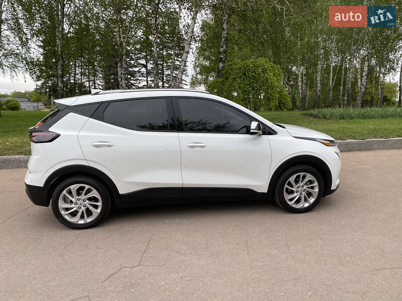 Позашляховик / Кросовер Chevrolet Bolt EUV 2021 в Житомирі