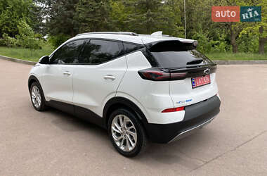 Позашляховик / Кросовер Chevrolet Bolt EUV 2021 в 