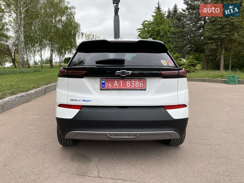 Позашляховик / Кросовер Chevrolet Bolt EUV 2021 в Житомирі