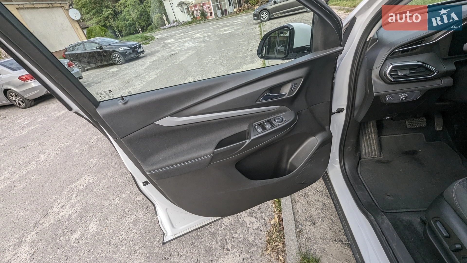 Chevrolet Bolt EUV 2022 VIN 1G1FY6S05P4104238 фото оголошення 44 з 89