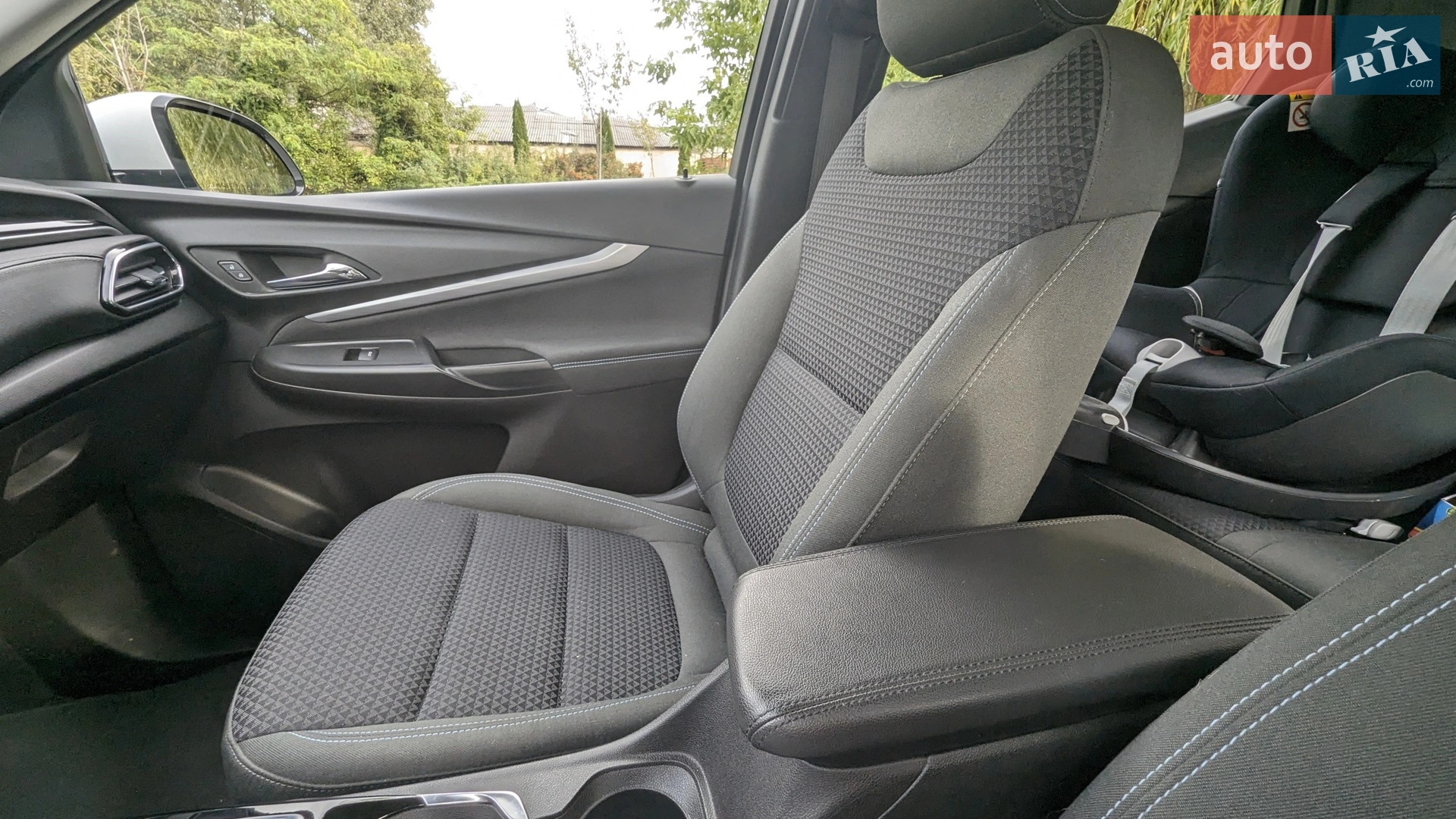 Chevrolet Bolt EUV 2022 VIN 1G1FY6S05P4104238 фото оголошення 86 з 89
