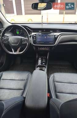 Внедорожник / Кроссовер Chevrolet Bolt EUV 2021 в 