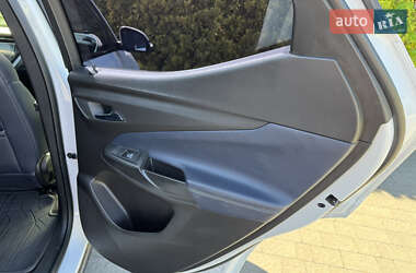 Позашляховик / Кросовер Chevrolet Bolt EUV 2022 в 