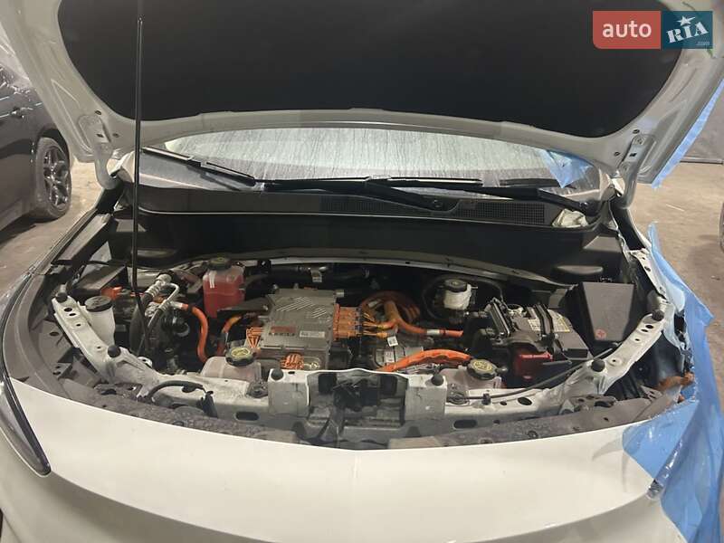 Позашляховик / Кросовер Chevrolet Bolt EUV 2023 в Харкові