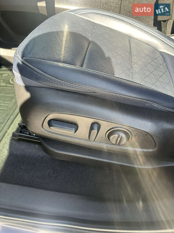 Позашляховик / Кросовер Chevrolet Bolt EUV 2023 в Львові