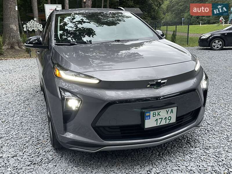 Позашляховик / Кросовер Chevrolet Bolt EUV 2022 в Радивиліві
