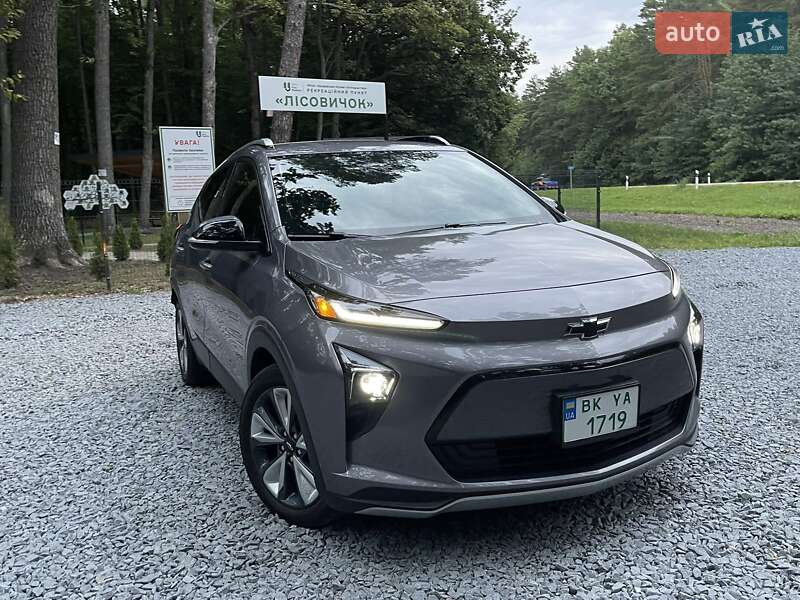 Позашляховик / Кросовер Chevrolet Bolt EUV 2022 в Радивиліві