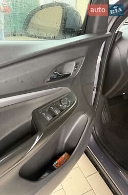 Внедорожник / Кроссовер Chevrolet Bolt EUV 2023 в 