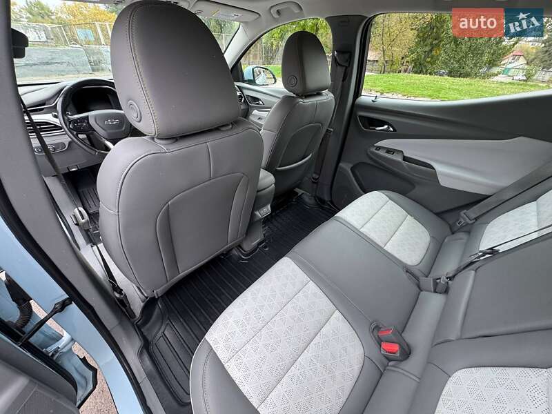 Позашляховик / Кросовер Chevrolet Bolt EUV 2023 в Києві фото 18 Позашляховик / Кросовер Chevrolet Bolt EUV 2023 в Києві