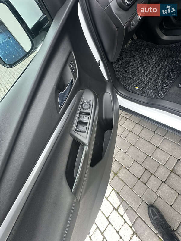 Позашляховик / Кросовер Chevrolet Bolt EUV 2023 в Рівному фото 32 Позашляховик / Кросовер Chevrolet Bolt EUV 2023 в Рівному