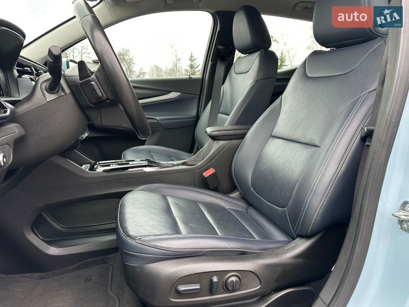 Внедорожник / Кроссовер Chevrolet Bolt EUV 2022 в Первомайске