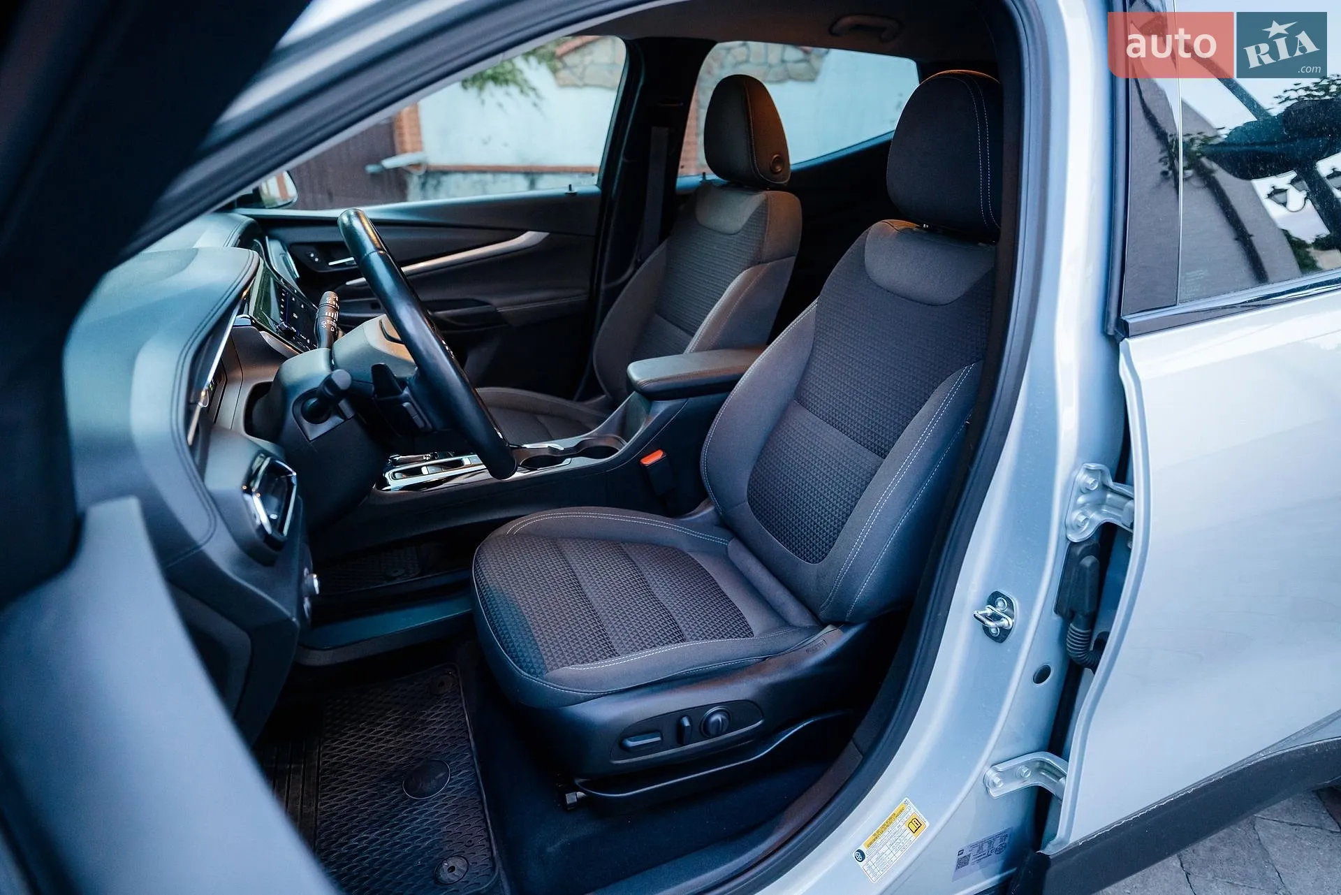 2023 Chevrolet Bolt EUV - мініатюра 28