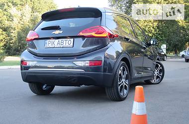 Хэтчбек Chevrolet Bolt EV 2017 в Киеве