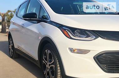 Хетчбек Chevrolet Bolt EV 2017 в 