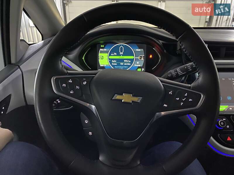 Хэтчбек Chevrolet Bolt EV 2017 в Киеве
