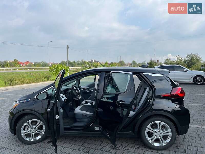 Хэтчбек Chevrolet Bolt EV 2018 в Стрые