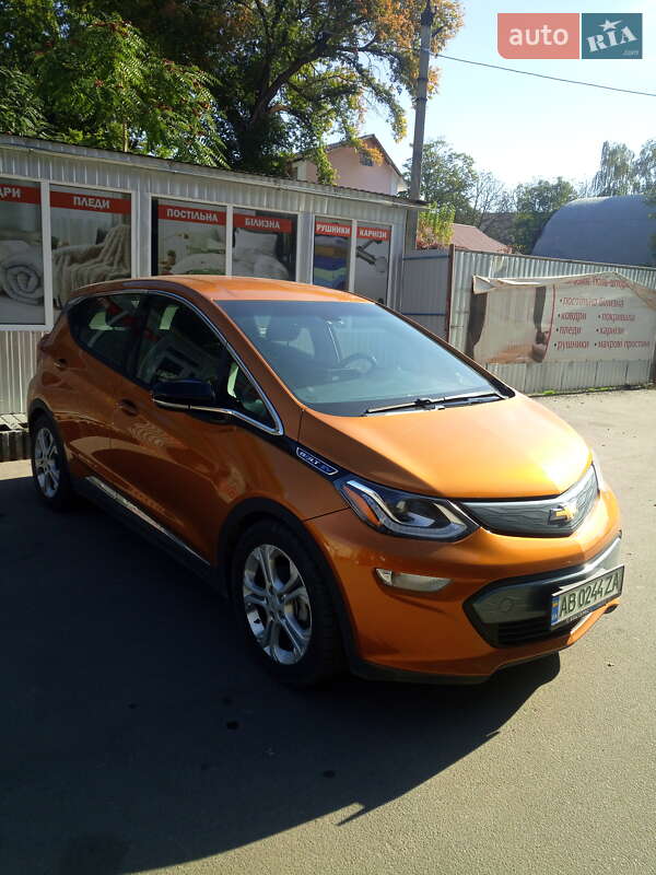 Хетчбек Chevrolet Bolt EV 2017 в Могилів-Подільському