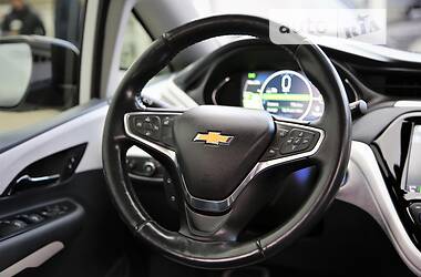 Хетчбек Chevrolet Bolt EV 2017 в 