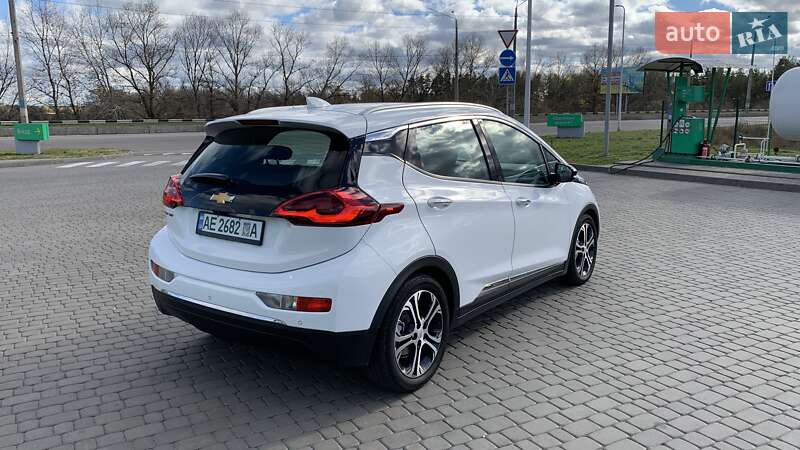 Хэтчбек Chevrolet Bolt EV 2020 в Каменском
