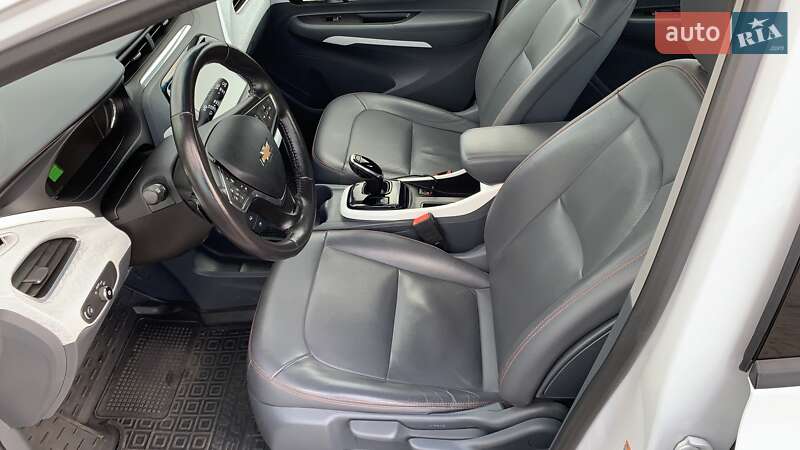 Хэтчбек Chevrolet Bolt EV 2020 в Каменском