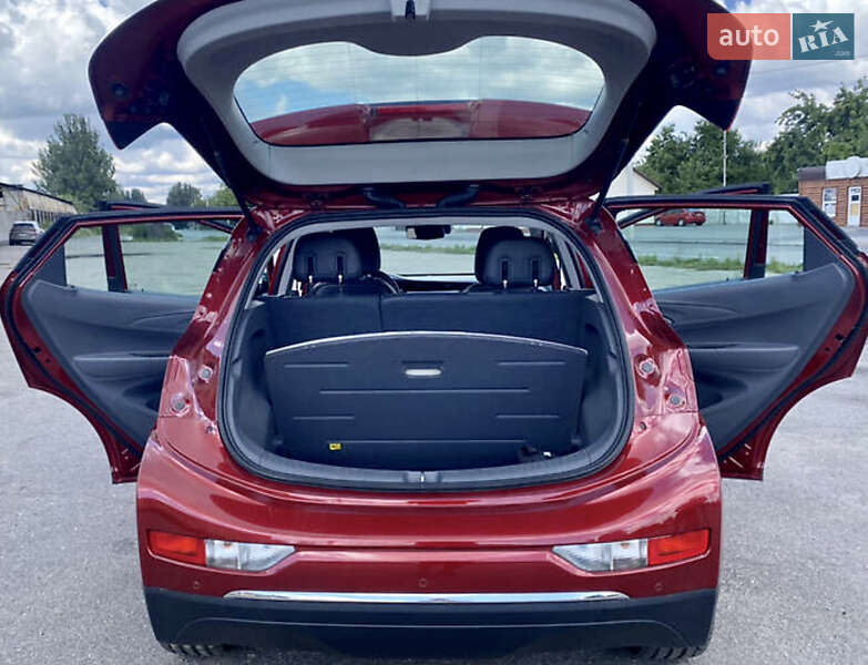 Хэтчбек Chevrolet Bolt EV 2017 в Киеве