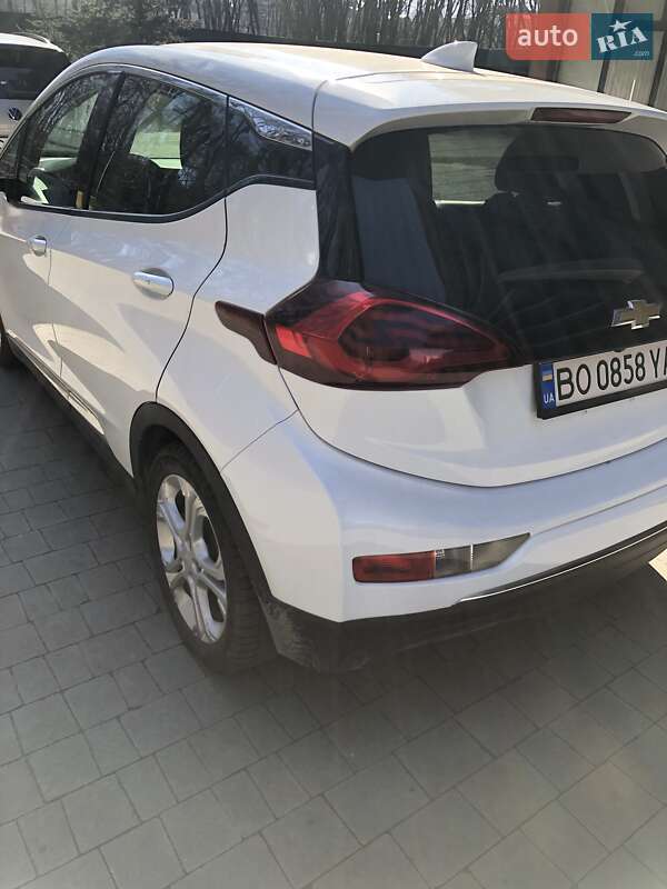 Хэтчбек Chevrolet Bolt EV 2019 в Львове фото 4 Хэтчбек Chevrolet Bolt EV 2019 в Львове