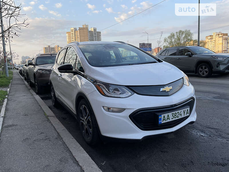 Хэтчбек Chevrolet Bolt EV 2017 в Виннице