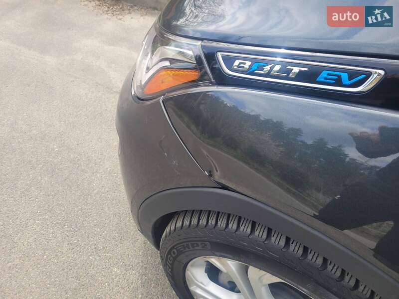 Хэтчбек Chevrolet Bolt EV 2017 в Киеве