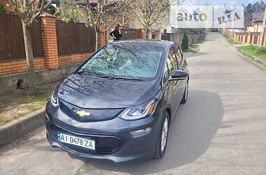 Хэтчбек Chevrolet Bolt EV 2017 в 