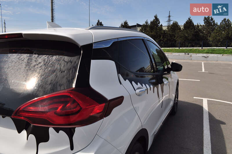 Хэтчбек Chevrolet Bolt EV 2017 в Николаеве