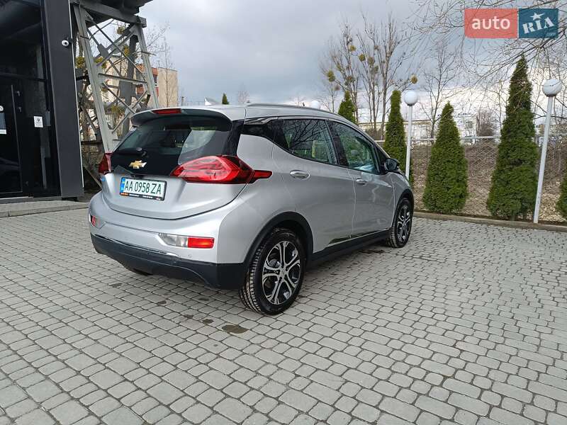 Хэтчбек Chevrolet Bolt EV 2017 в Львове фото 3 Хэтчбек Chevrolet Bolt EV 2017 в Львове
