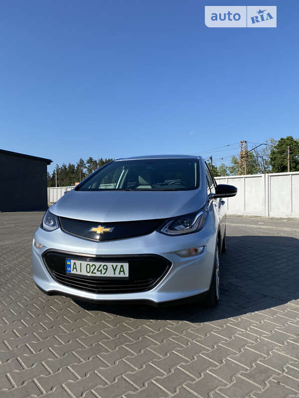 Хэтчбек Chevrolet Bolt EV 2017 в Ирпене фото 4 Хэтчбек Chevrolet Bolt EV 2017 в Ирпене