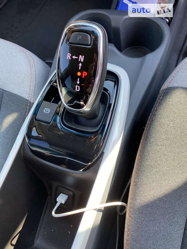 Хэтчбек Chevrolet Bolt EV 2017 в Ирпене фото 21 Хэтчбек Chevrolet Bolt EV 2017 в Ирпене