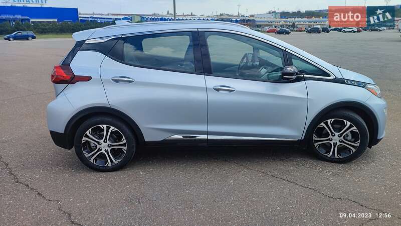 Хэтчбек Chevrolet Bolt EV 2017 в Одессе фото 14 Хэтчбек Chevrolet Bolt EV 2017 в Одессе