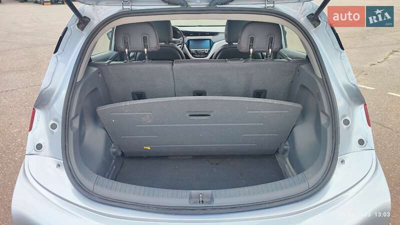 Хэтчбек Chevrolet Bolt EV 2017 в Одессе фото 24 Хэтчбек Chevrolet Bolt EV 2017 в Одессе