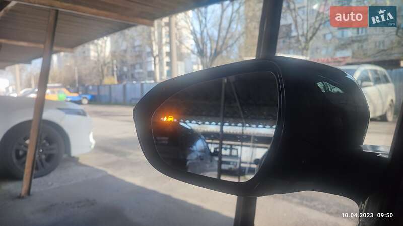 Хэтчбек Chevrolet Bolt EV 2017 в Одессе фото 34 Хэтчбек Chevrolet Bolt EV 2017 в Одессе