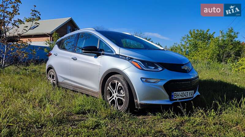 Хэтчбек Chevrolet Bolt EV 2017 в Одессе фото 36 Хэтчбек Chevrolet Bolt EV 2017 в Одессе