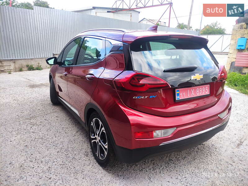 Хэтчбек Chevrolet Bolt EV 2017 в Киеве