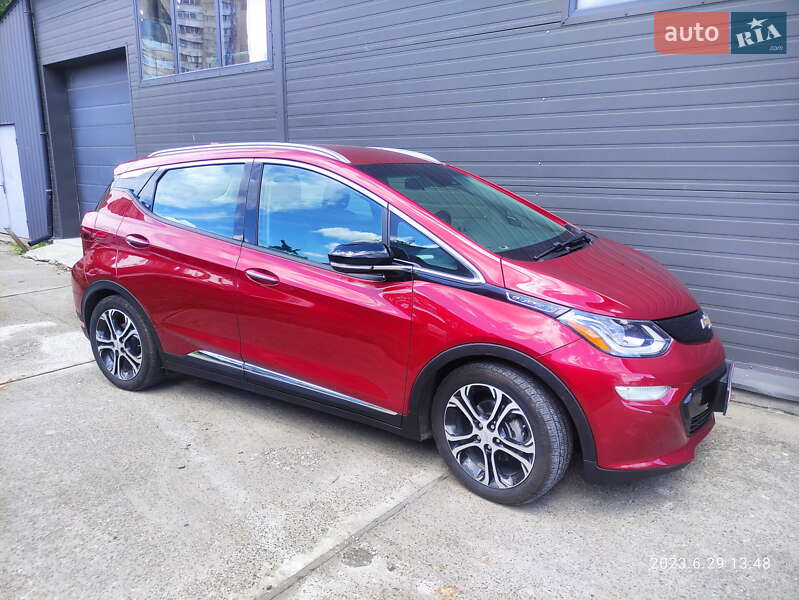 Хэтчбек Chevrolet Bolt EV 2017 в Киеве