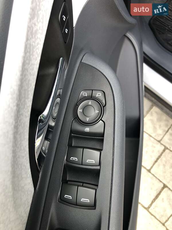 Хэтчбек Chevrolet Bolt EV 2017 в Львове